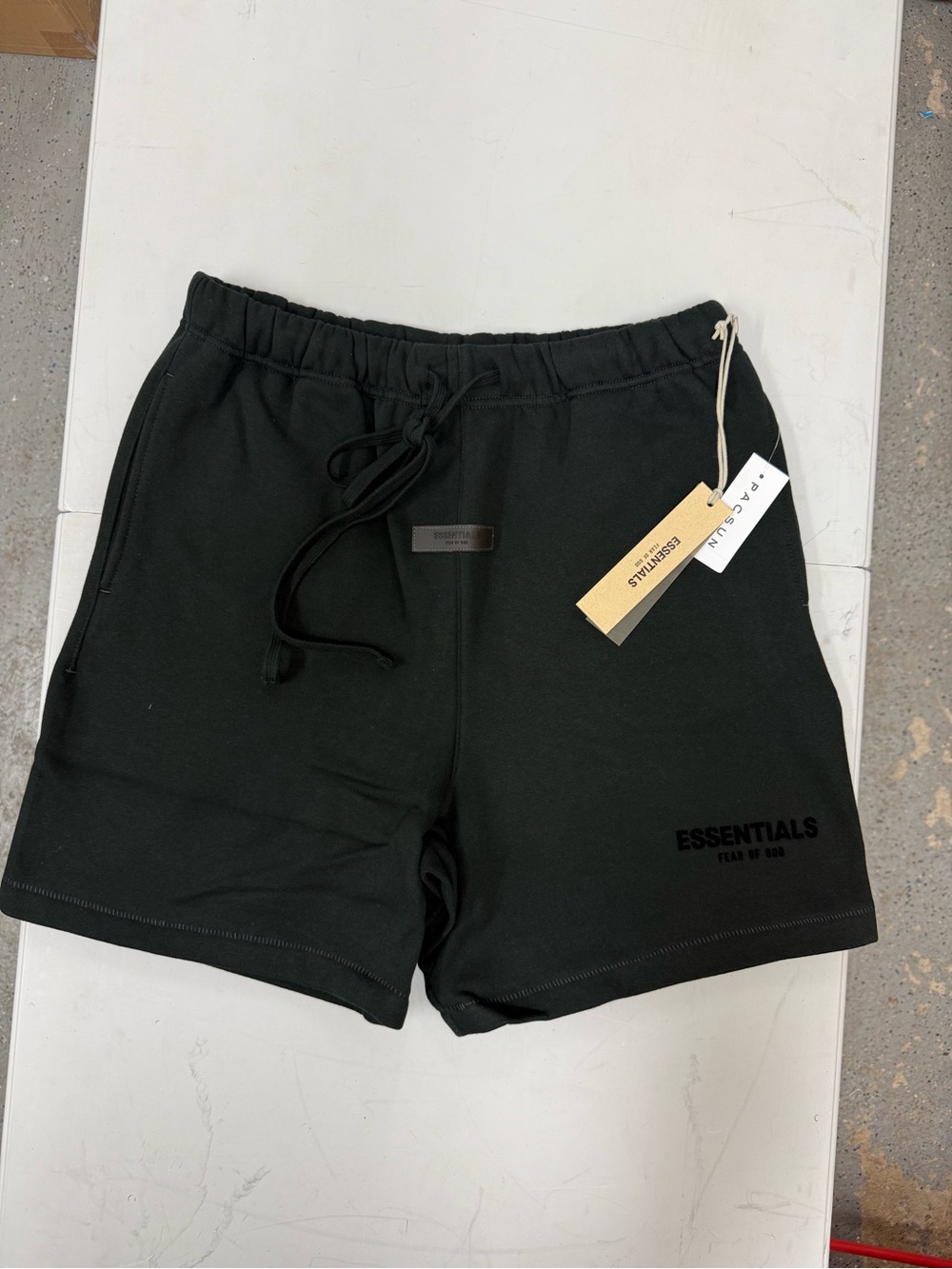 ESSENTIALS Fear Of God Strech Limo Shorts Size XS